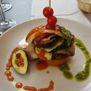  Hostal Restaurante El