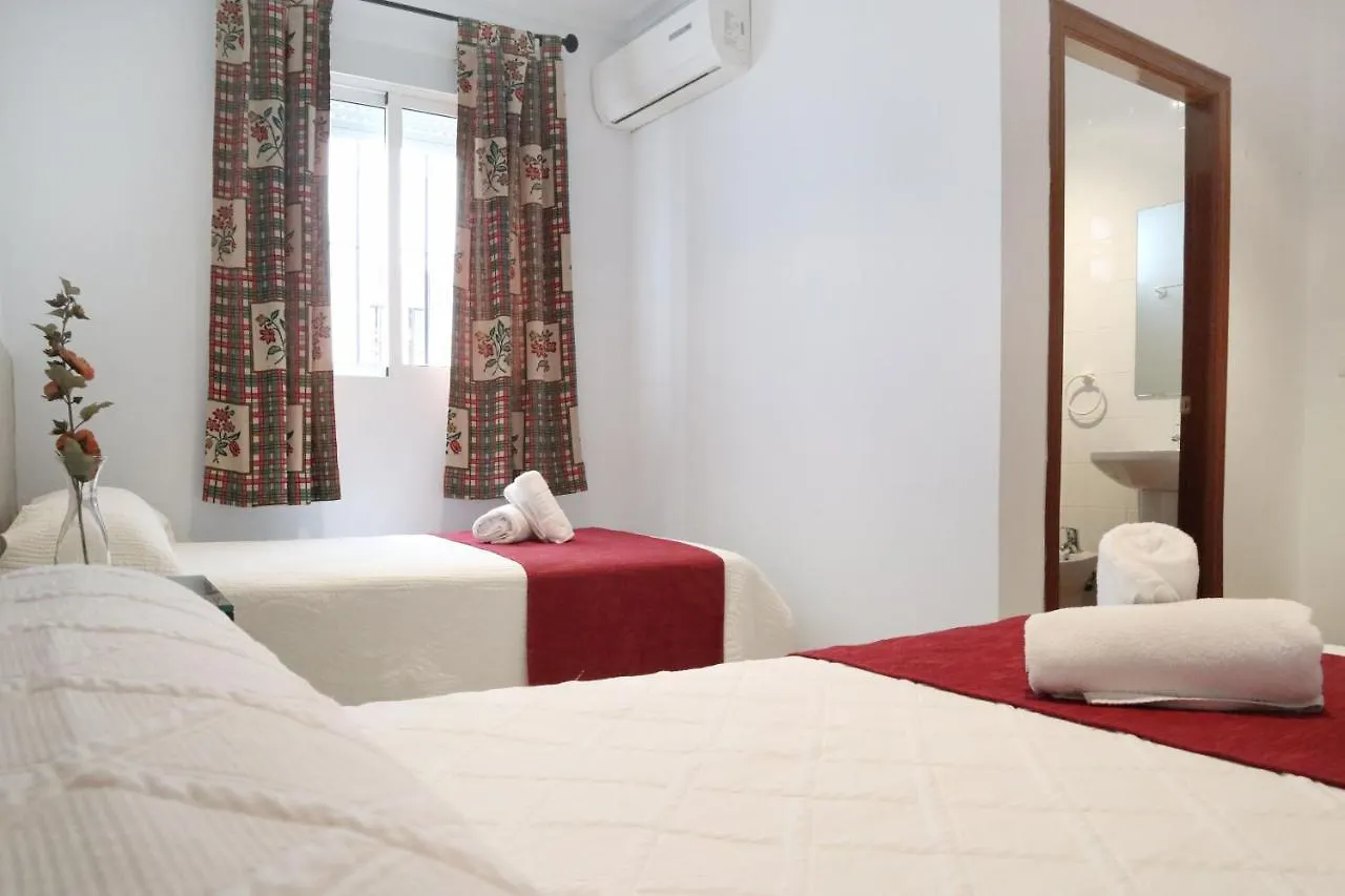 Hostal Victoria La Carlota 0*,