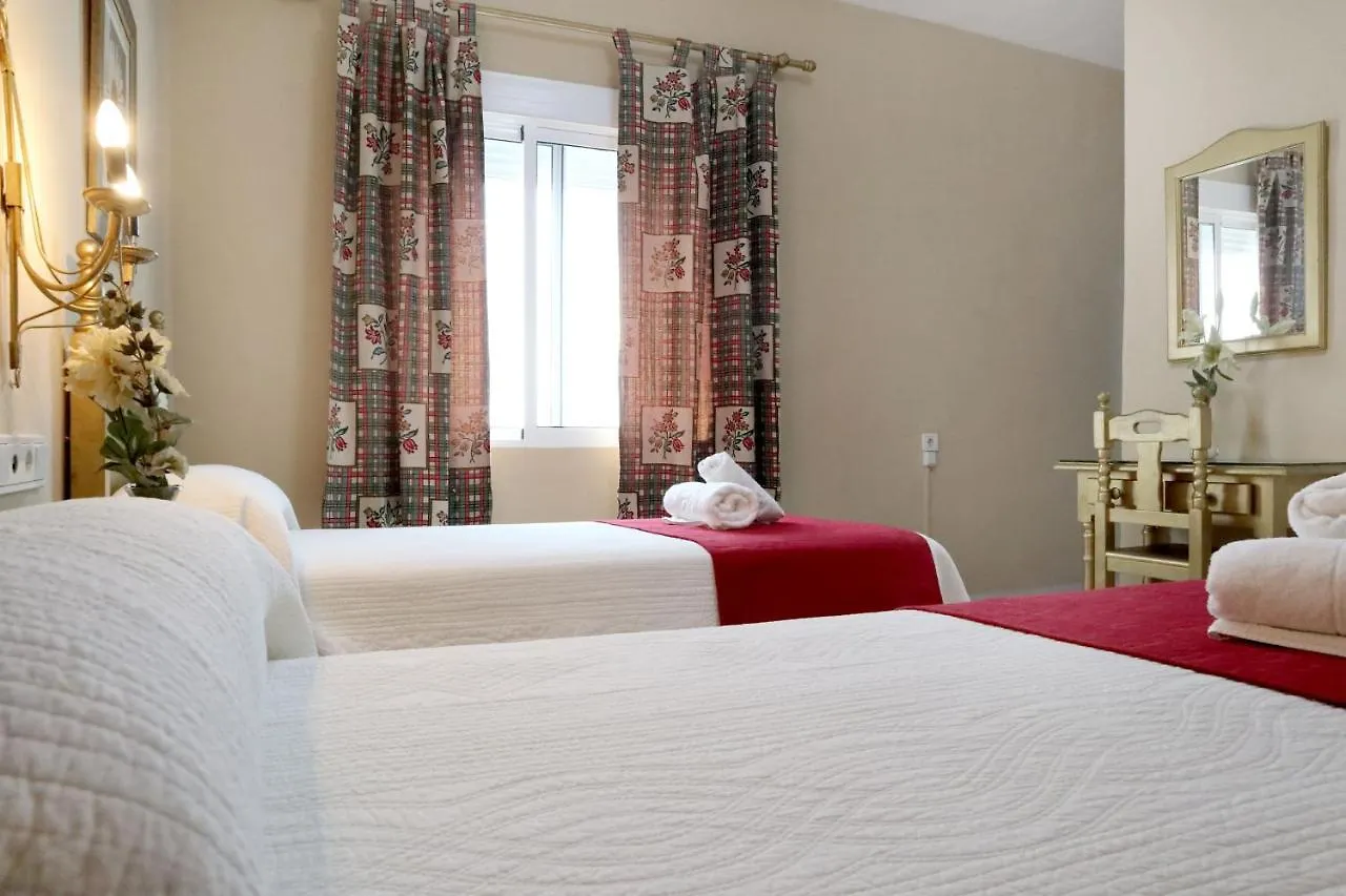 Hostal Victoria La Carlota 0*,