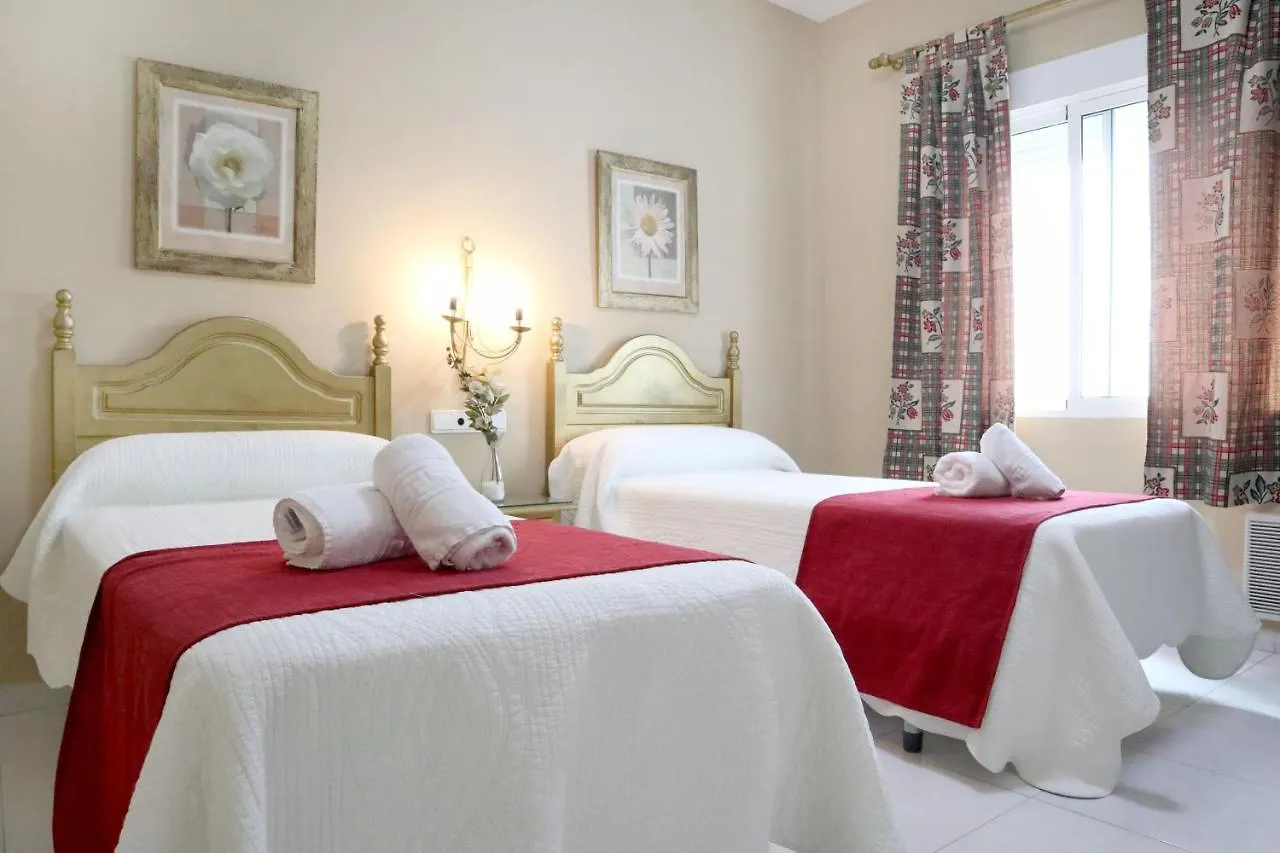 Hostal Victoria La Carlota