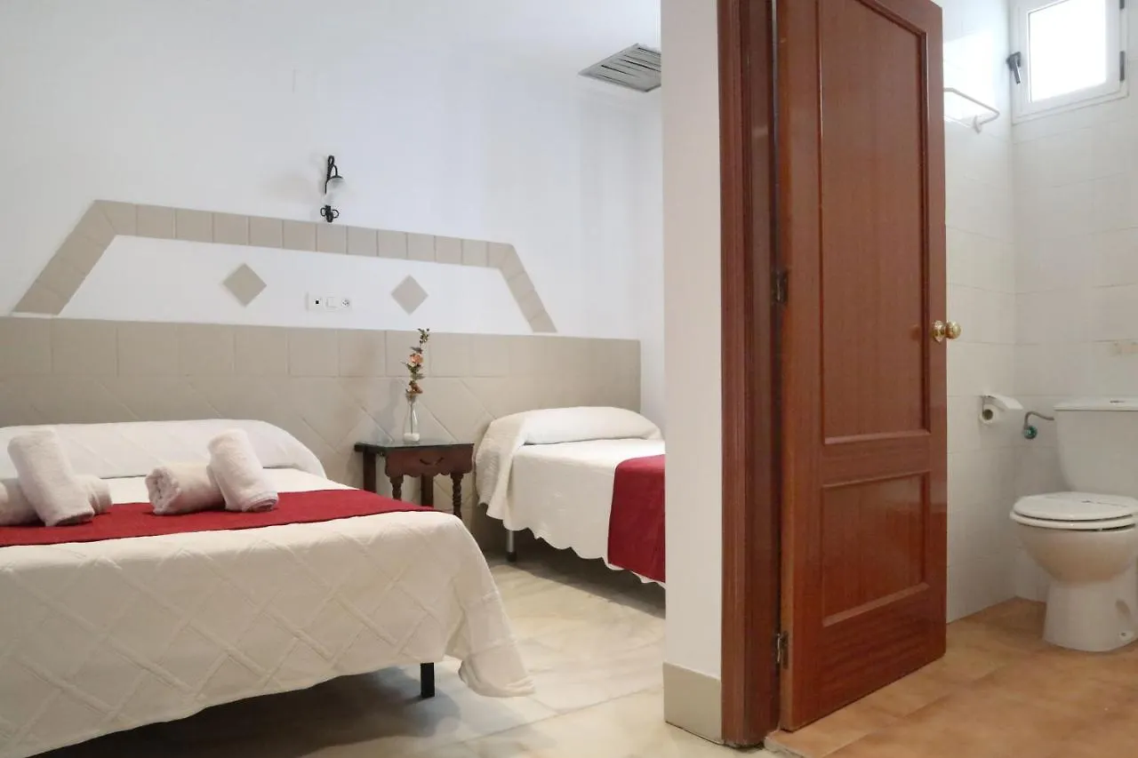 Guest house Hostal Victoria La Carlota Spain